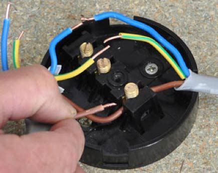 how to fit a junction box uk|3 terminal junction box wiring.